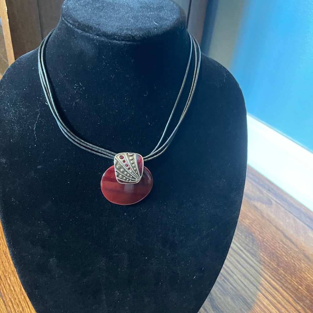 Elegant Chico’s burgundy pendant Necklace